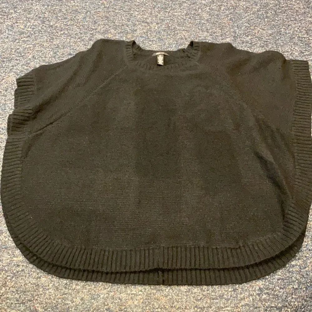Style & Co Poncho Sweater sz. M/L